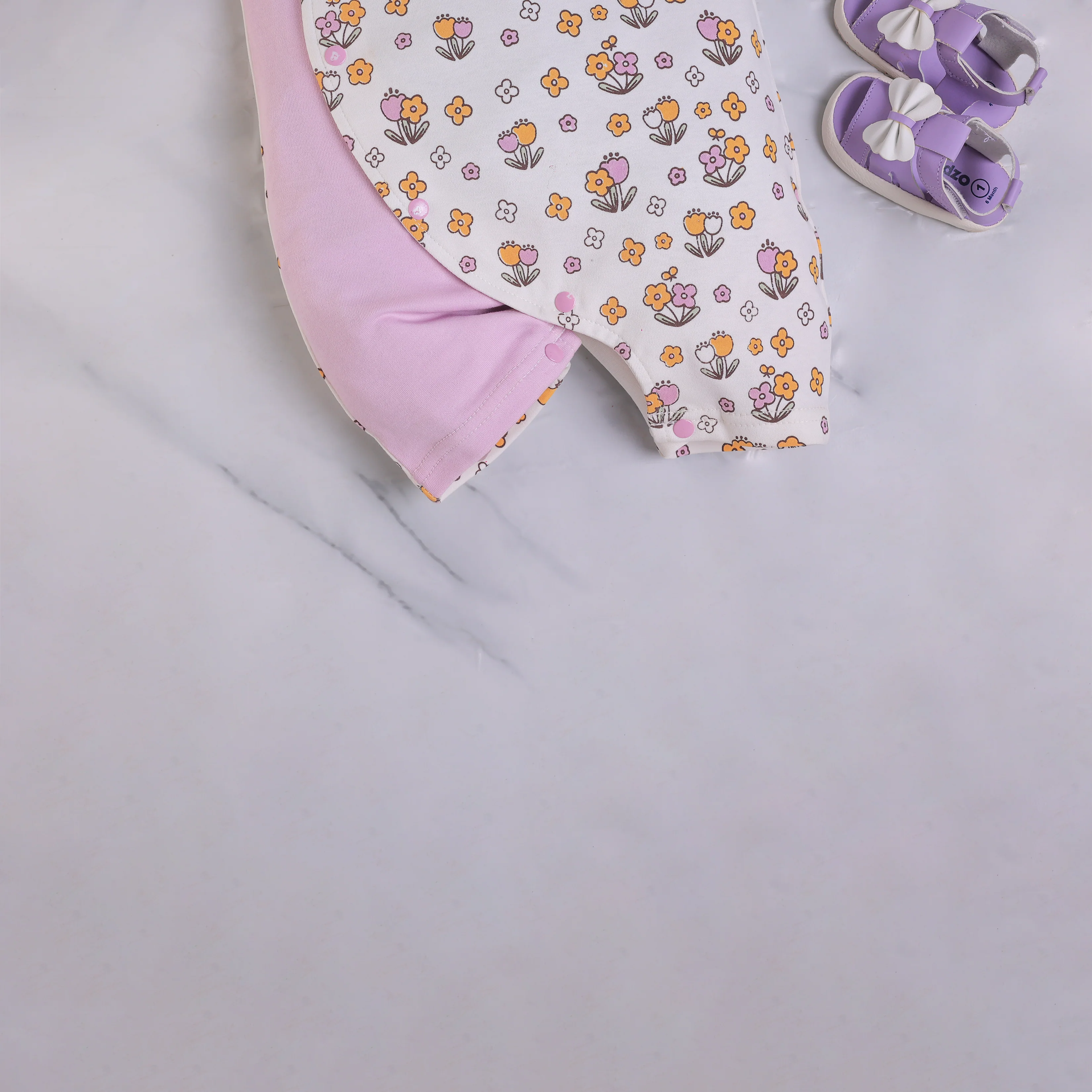 Flowers Printed Raglan Sleeve Romper - Image 4