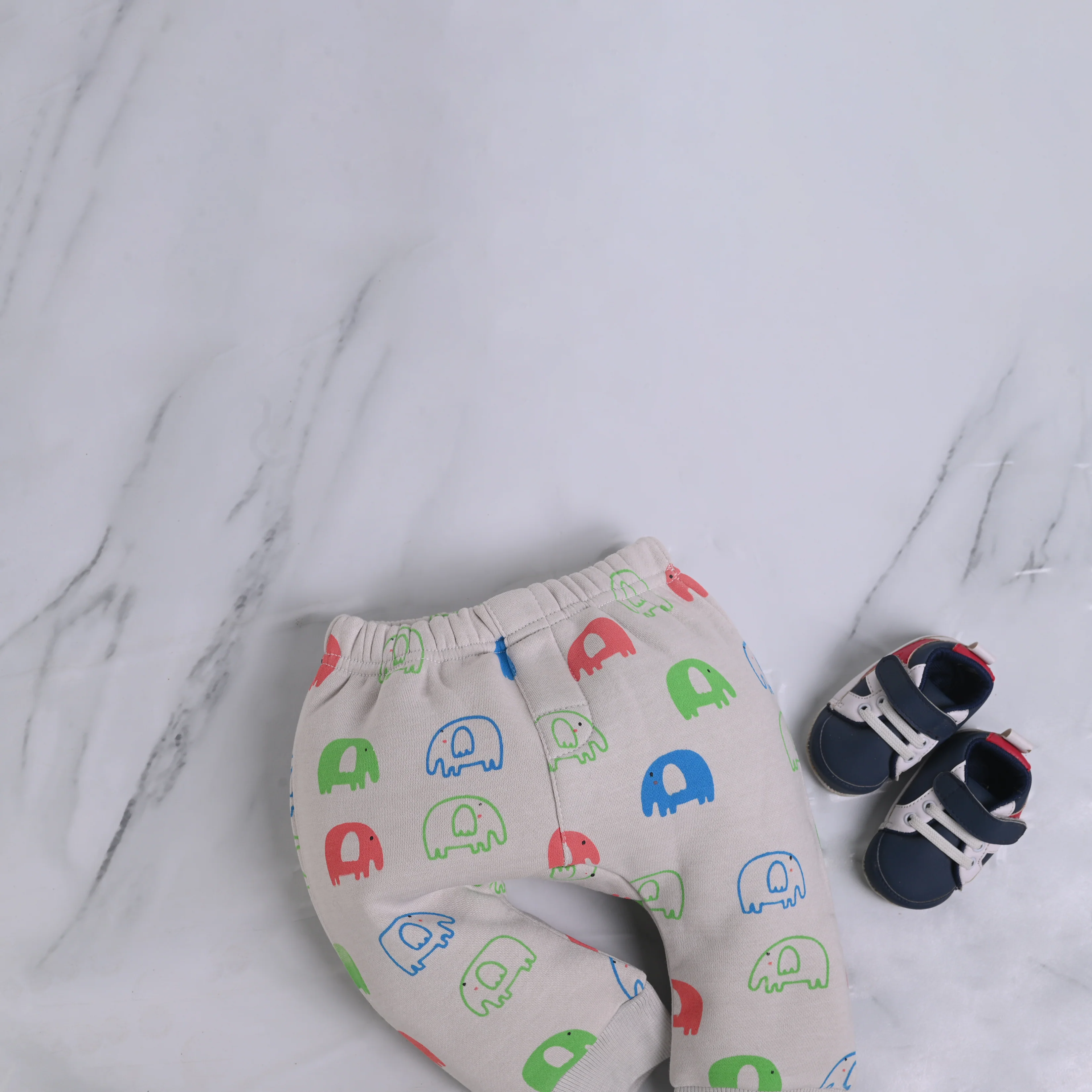 Elephants Printed Light Grey Fleece Pajama - Image 3